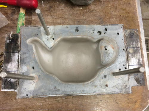 Teapot mould for hydraulic press